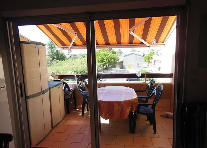 2 Pieces Mezzanine Avec Piscine Et Parking, 4 Couchages - Fr-1-326-514 Apartment Marseillan (Herault)